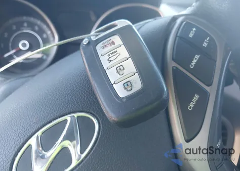 2013 Hyundai Elantra Limited из США, поврежденный, VIN 5NPDH4AE1DH273663